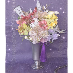✨高級感のある花器を使った豪華な仏花(お供え花)✨ 4枚目の画像