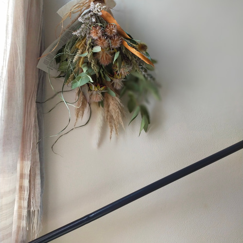 ネイティブとオレゴンモミやグリーンの花束スワッグ/ドライフラワー/綿花