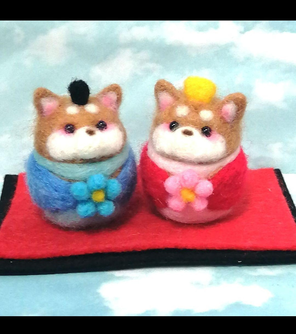 ひな祭り♡菱餅に乗った柴犬ちゃんのお雛様(羊毛フェルト) 羊毛フェルト ひな祭り 柴犬 羊毛フェルト 秋都 通販 15233740｜Creema