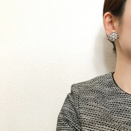 ヴィンテージボタンの2way大ぶりイヤリング【シルバー・クール・パール