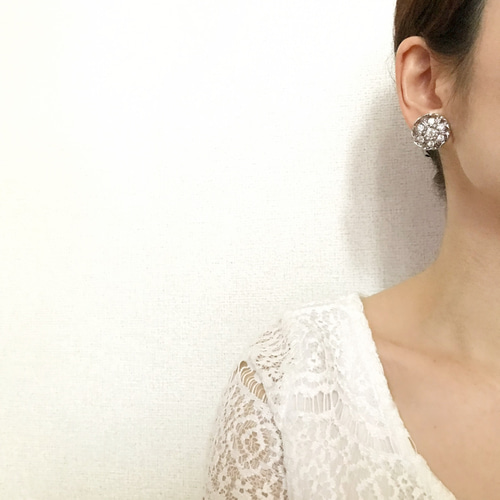 vintage earrings ヴィンテージイヤリング：大きめフェイク