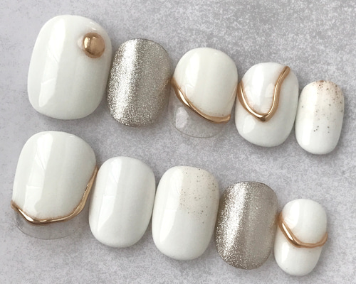 ネイルチップ オーダー ミラー ニュアンス マグネット シルバー 白 韓国 冬 ネイルチップ オーダー ミラー ニュアンス マグネット シルバー 白