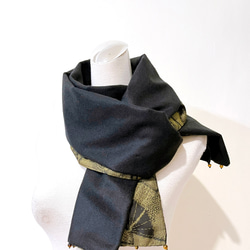 スカーフ No.332*Fanxiang* 純手作り アンティーク イエロー織り 日本の扇子 シルクステッチ ブラック ウール 6枚目の画像