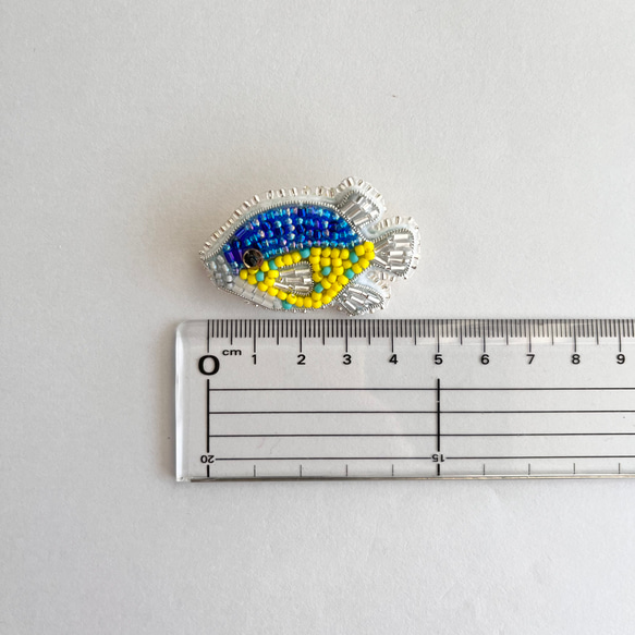 ✴︎魚シリーズ✴︎ハコフグのビーズ刺繍ブローチ 4枚目の画像