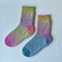 手編みの靴下  - rainbow × gray - 1枚目の画像