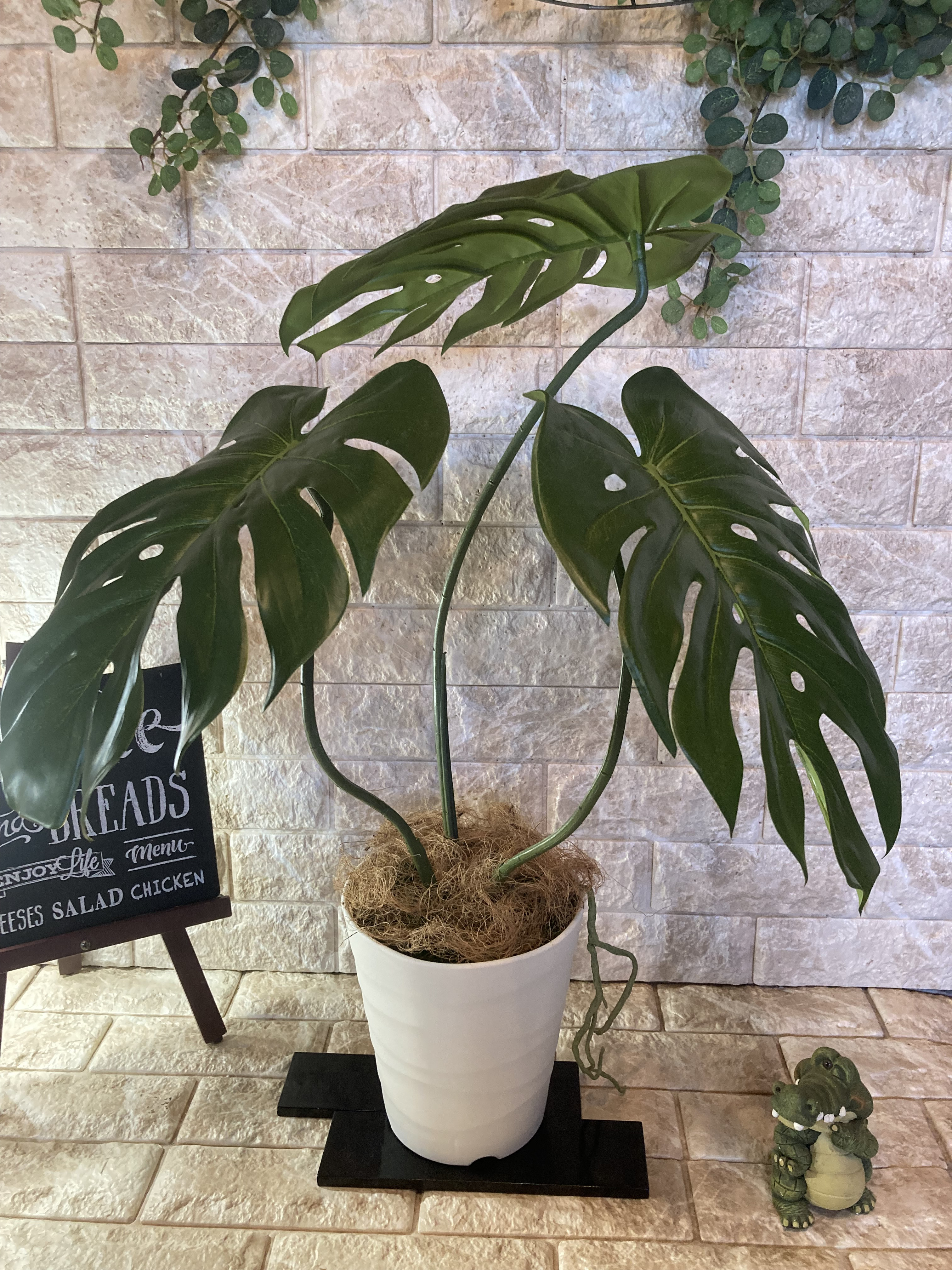 光触媒　人工観葉植物　ウォールグリーン　フェイク　フラワー　ハンドメイド　モンステラＭ