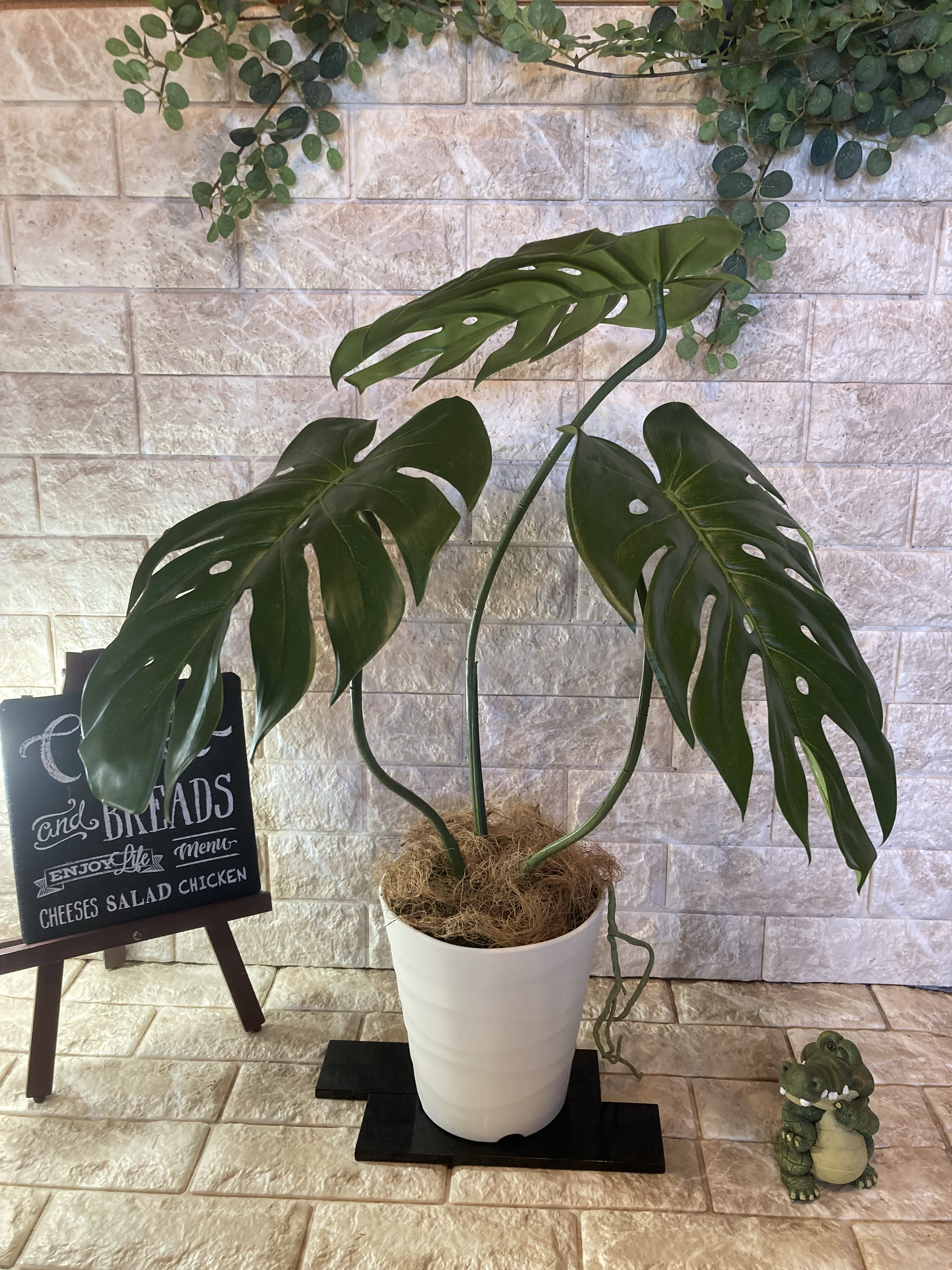 光触媒　人工観葉植物　ウォールグリーン　フェイク　フラワー　ハンドメイド　モンステラＭ