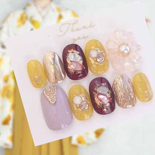 前撮りや振袖に◇マスタードイエロー黄色とボルドーとぷっくりフラワー  