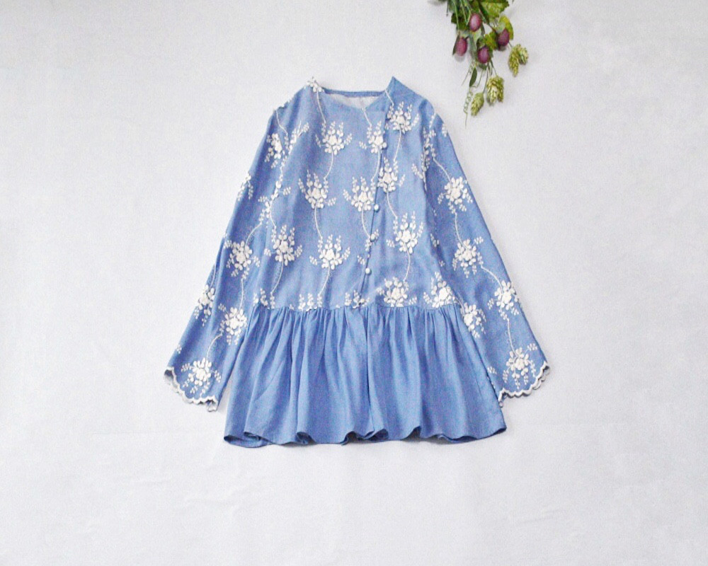 【XL】総刺繍シンプルな大人可愛いトップス♪