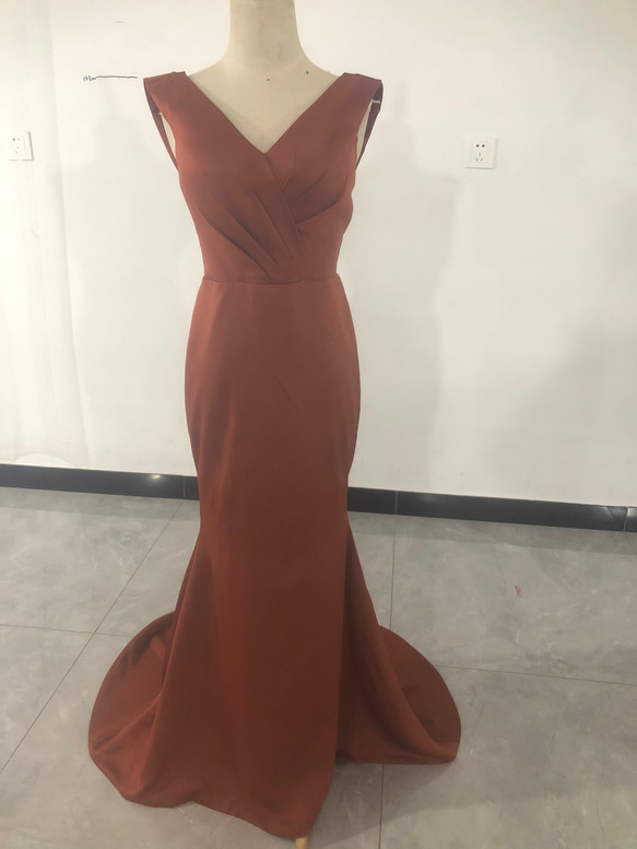 パーティードレス テラコッタ色 Vネック ノースリーブ エレガント  