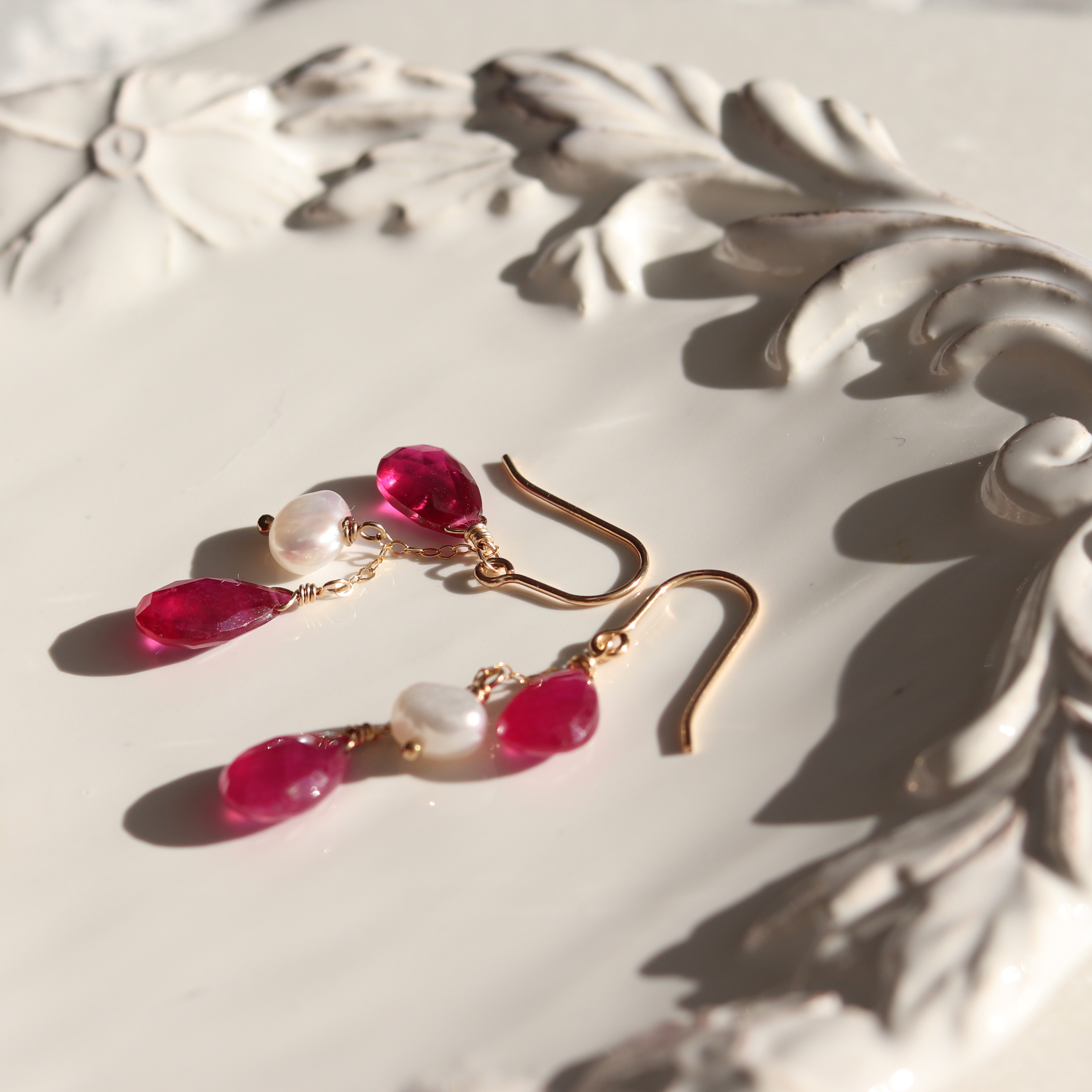 ルビー・ピアス　天然石ジュエリー・アクセサリー　プレゼント　赤色　クリスマス