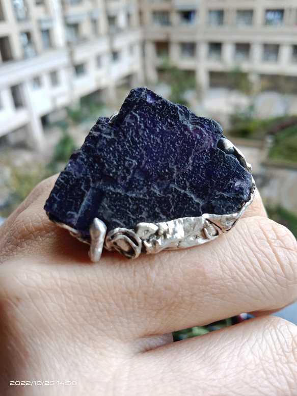 螢石金字塔原礦手工銀戒純銀戒指~ 「堡壘」~ Fluorite Mineral Silver Ring 第2張的照片