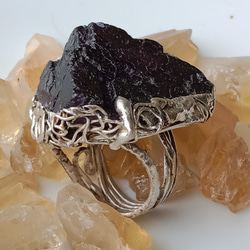 螢石金字塔原礦手工銀戒純銀戒指~ 「堡壘」~ Fluorite Mineral Silver Ring 第9張的照片