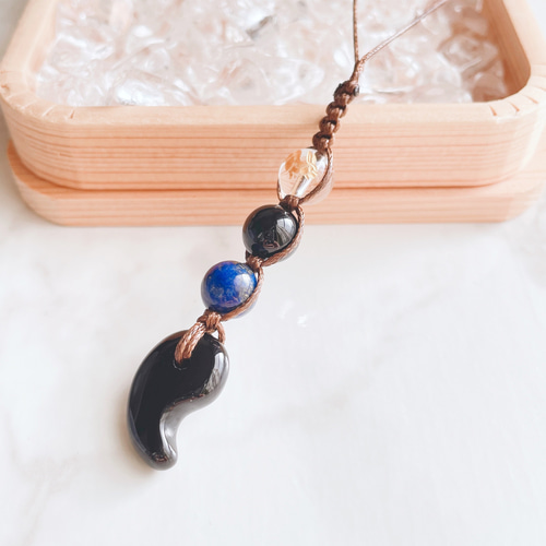 1点限定！2023年 卯年 招福 邪気払い うさぎ金彫水晶 オニキス勾玉