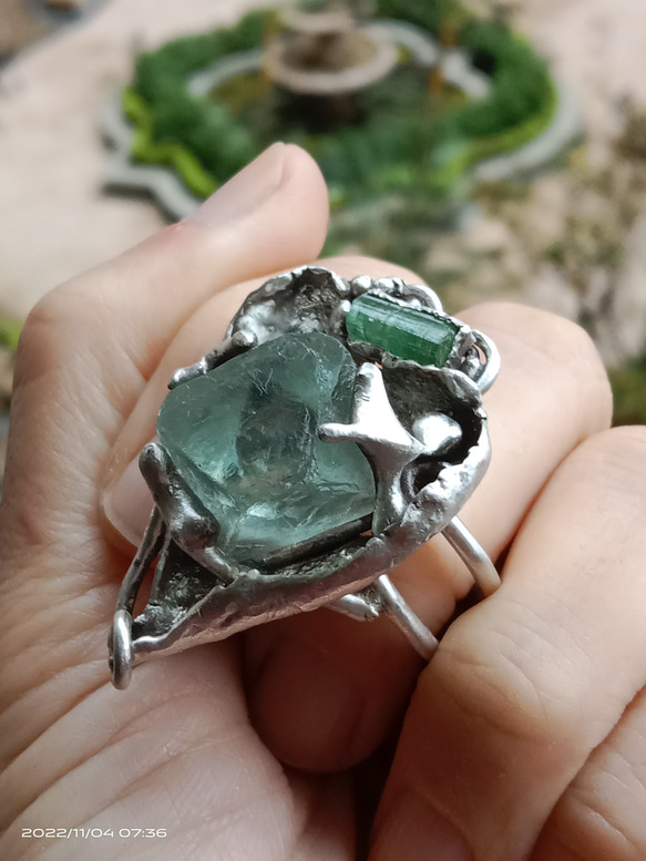 螢石八面體原礦手工銀戒純銀戒指~ 「Follow Your Heart」~ Fluorite Silver Ring 第12張的照片