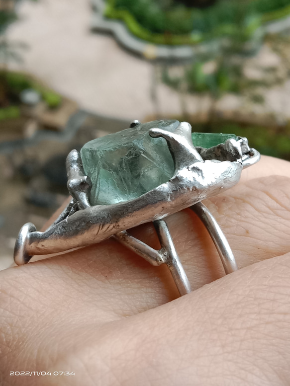 螢石八面體原礦手工銀戒純銀戒指~ 「Follow Your Heart」~ Fluorite Silver Ring 第10張的照片