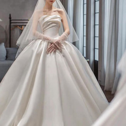 高級ウェディングドレスオーダーメイド 光沢サテンチューブ