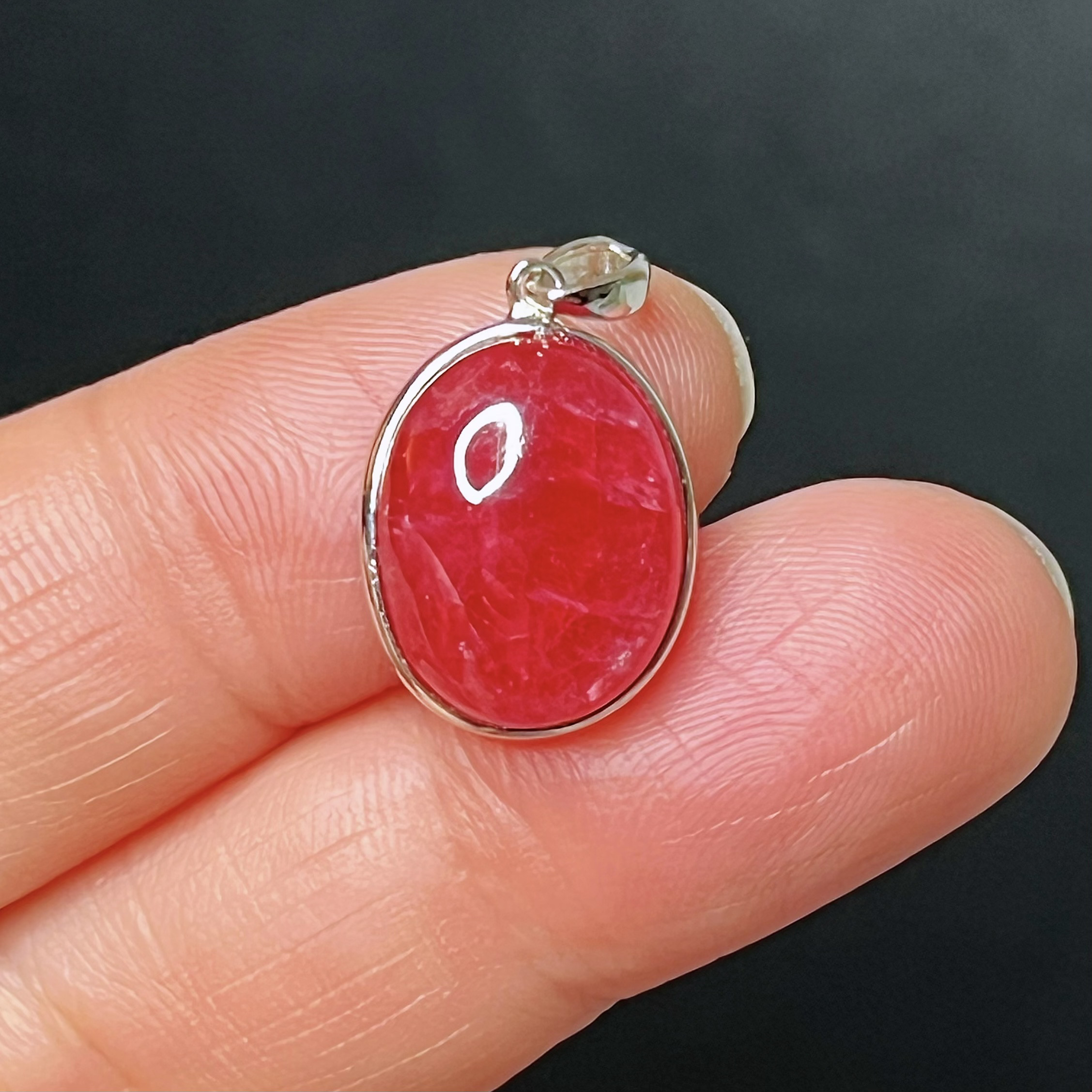 イギリス発送　ロイヤル インペリアルロードナイトネックレス ハンドメイド　赤