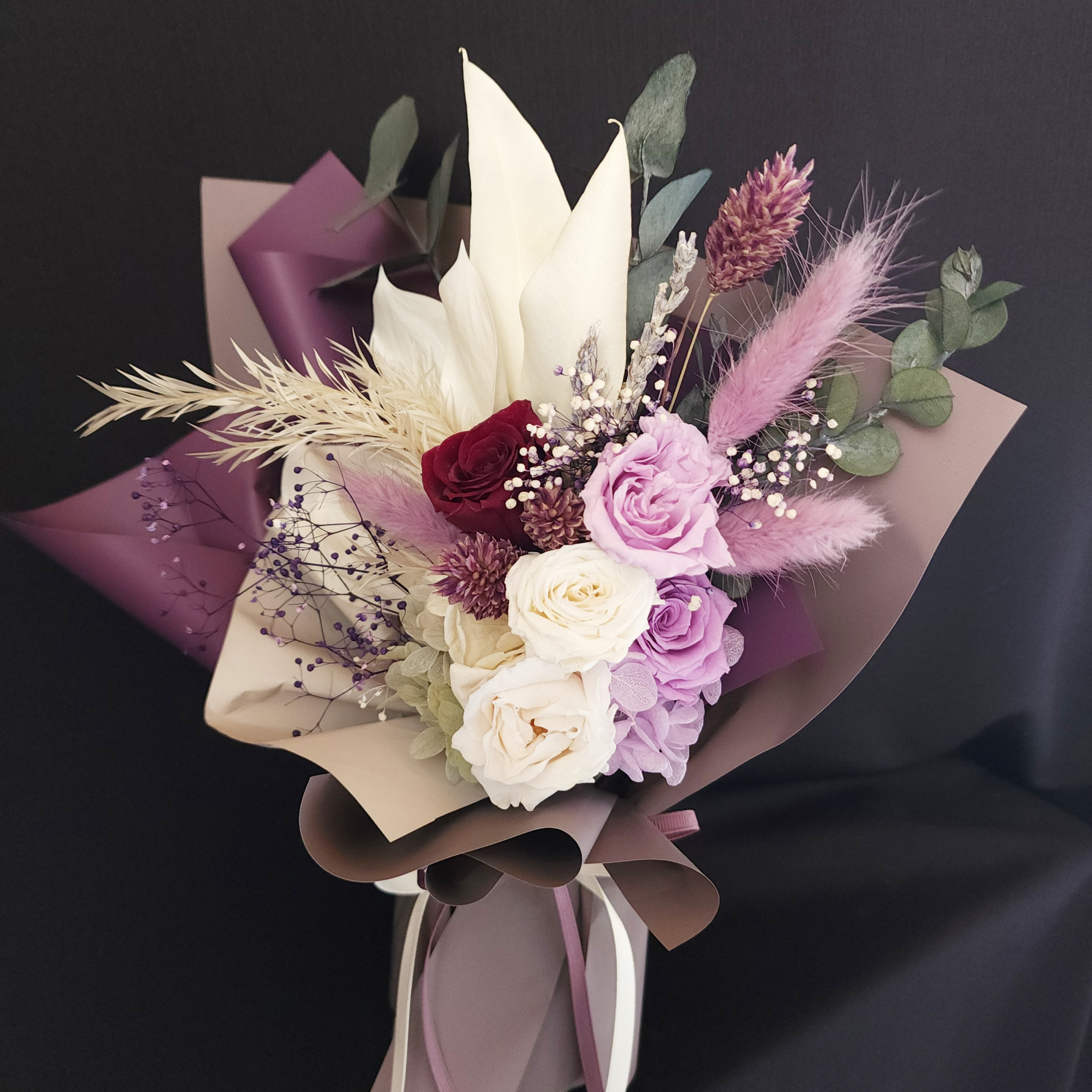 パープル系カラーのブーケ：ギフトにもおすすめ！ドライ・プリザーブドフラワーの立てたまま飾れる自立する花束