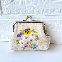 花束刺繍のがま口財布・ポーチ がま口 ルソラ 通販 15239074｜Creema