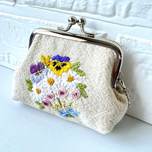 花束刺繍のがま口財布・ポーチ がま口 ルソラ 通販 15239074｜Creema