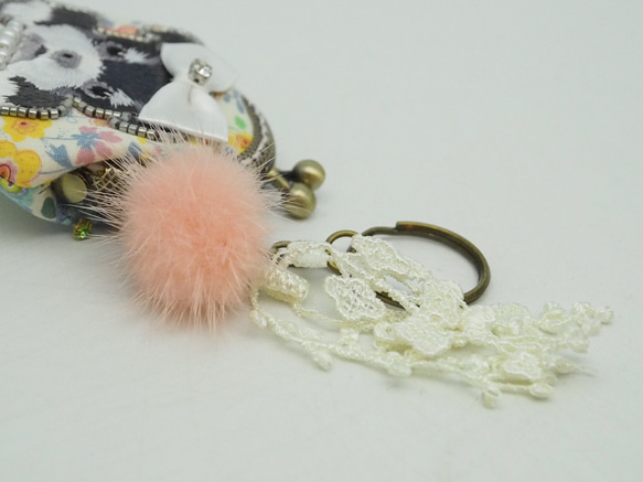 “Schnauzer Beads Embroidery / Clasp 5cm” Clasp Bag Charm 第5張的照片