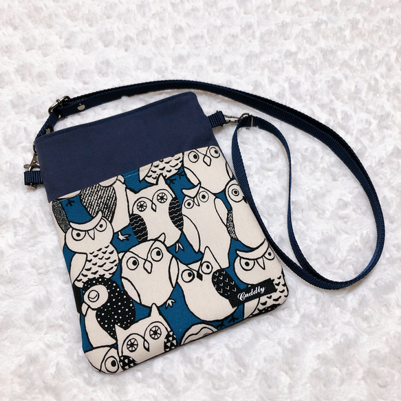 価格は安く 1437．大人可愛い スマホ フクロウ柄 幸せを呼ぶ鳥 バッグ