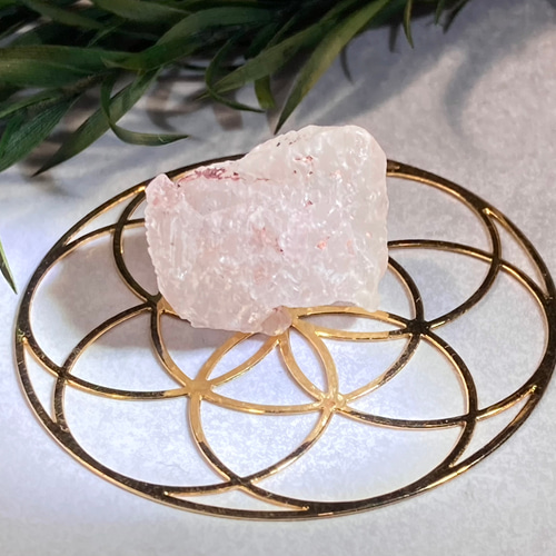 ヒマラヤ産ピンククリスタル