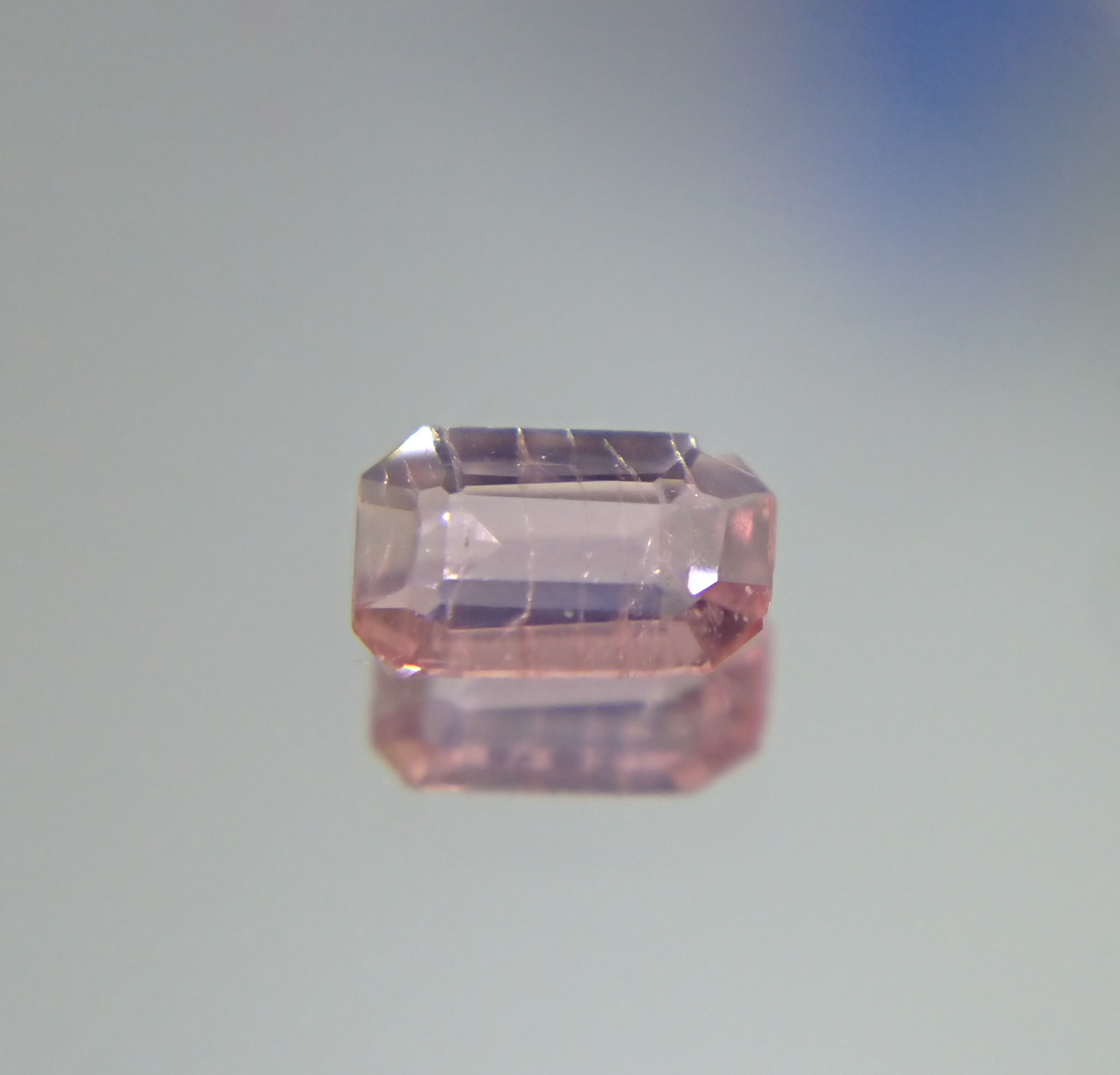 ヴェイリネナイト 0.07ct ⭐625 天然石 べるふぇKIRABOSHI希少石 取り 