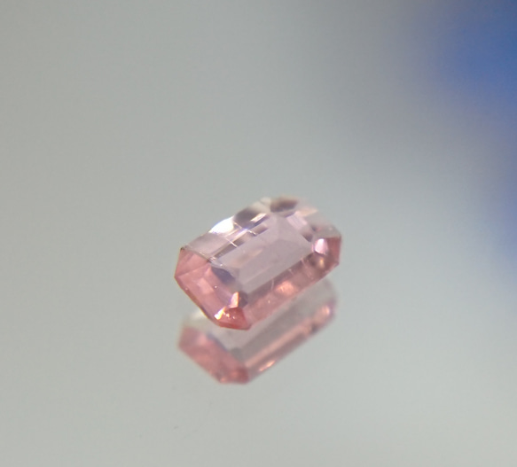 ヴェイリネナイト 0.07ct  ⭐625 2枚目の画像