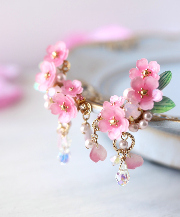 櫻花Shararin*bijou 耳夾(雙耳) 鮮花、禮物、粉紅色、日式服裝、日式服裝 第1張的照片