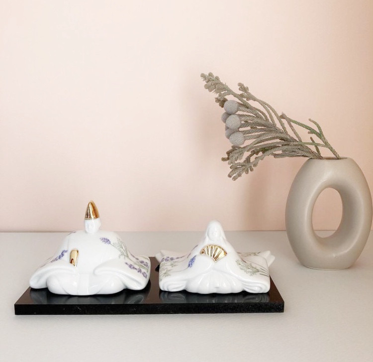 座り雛（ボタニカル）｜草花をあしらった、上品なひな人形