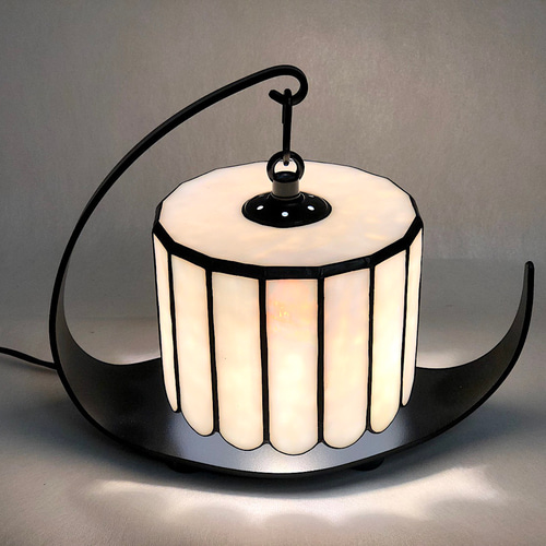 ステンドグラスランプ（シルクホワイト イリデセント）ささ舟型鉄