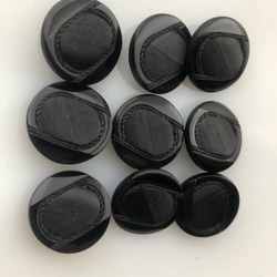 アンティーク ボタン 9個　ビンテージ 昭和 レトロ 個性的 ハンドメイド素材 日本製 ポップ アクセ ブラック　黒 3枚目の画像