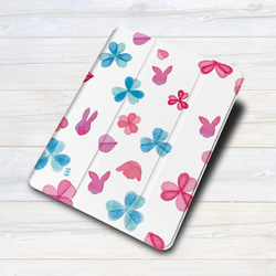 iPadケース 【うさぎと春のお花 三つ葉】手帳型ケース ※2タイプから選べます 3枚目の画像