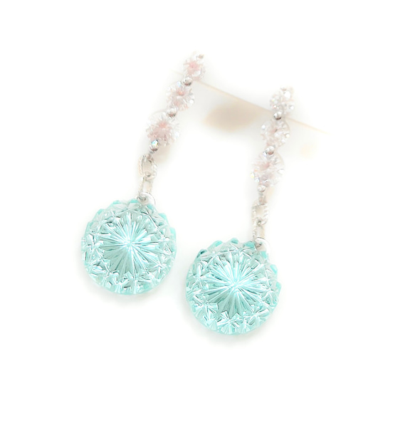 東京切子ピアス　菊　ピーコックグリーン　Three diamonds II 1枚目の画像