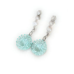 東京切子ピアス　菊　ピーコックグリーン　Three diamonds II 2枚目の画像