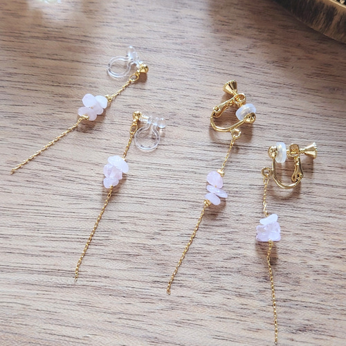 ローズクォーツ/水晶 さざれ石 揺れるピアス/揺れるイヤリング 