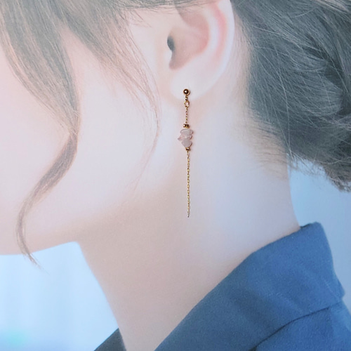 ローズクォーツ/水晶 さざれ石 揺れるピアス/揺れるイヤリング