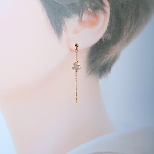 ローズクォーツ/水晶 さざれ石 揺れるピアス/揺れるイヤリング 