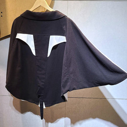 設計款SR200 - 【古木棉】鬼蝠魟造型斗篷外套 第9張的照片