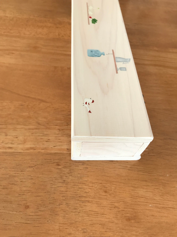 食卓に置ける箸箱(迷い込んだ小鳥）　カトラリーケース　メガネ入れ　小物入れ　蓋付き箸入れ　家族用　ヒノキの箸箱 9枚目の画像