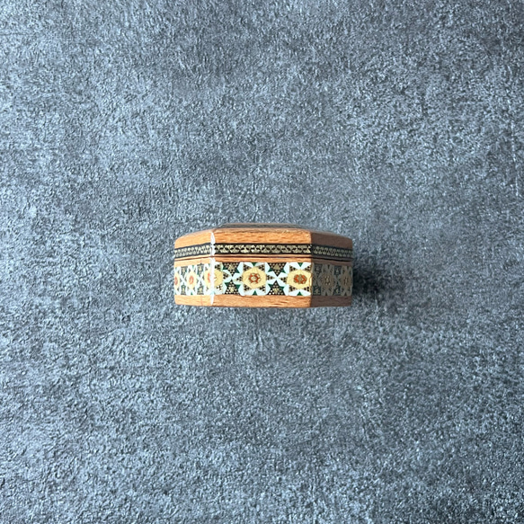 ペルシャの象嵌細工（寄木細工）小箱【ハータムカーリー101】 4枚目の画像
