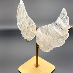 幸運の天使の羽（天然石クリスタル・水晶） #053 4枚目の画像
