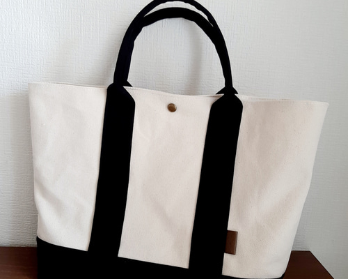 8号帆布♡ベーシック横長♡トートバッグ♡黒×シェルピンク♪ ☆ハンドメイド 8号帆布♡ベーシック横長♡トートバッグ♡黒♪ ☆ハンドメイド