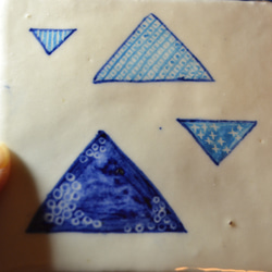 藍の和タイル(鱗文)　手描き　オリジナル絵付け 7枚目の画像