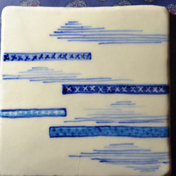 藍の和タイル(絣紋様)　手描き　オリジナル絵付け 12枚目の画像