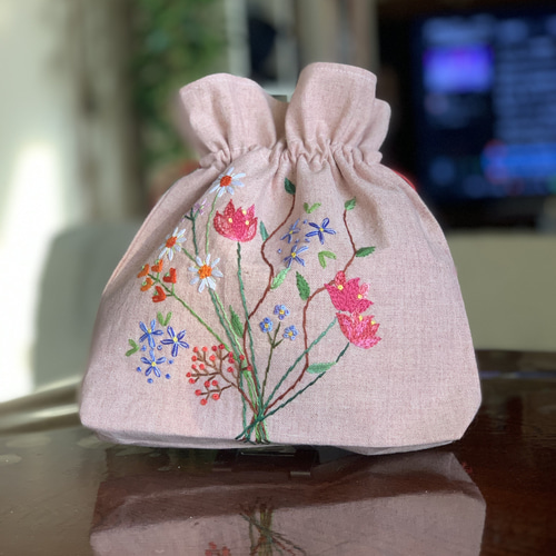 桃色花束巾着袋 巾着袋 桃屋ぴちこ 通販 15242776｜Creema(クリーマ