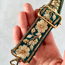 印度刺繡絲帶智慧型手機肩帶藍綠金 第5張的照片