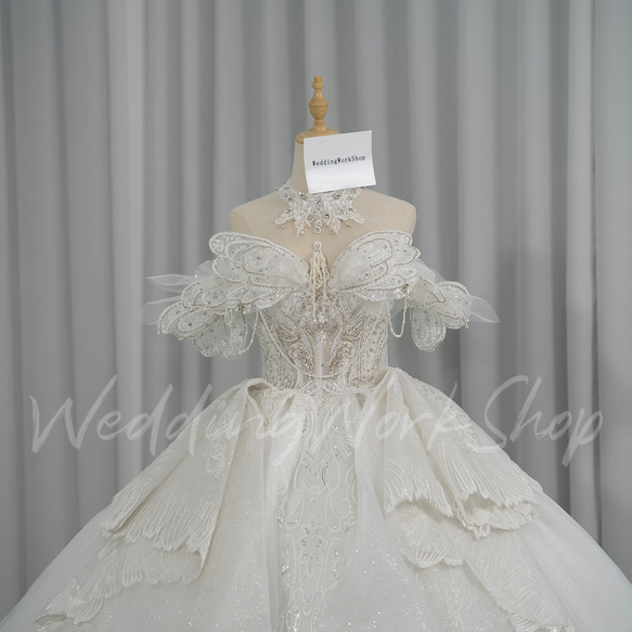 輝きな光彩を放つ 高級ウェディングド  レスオーダーメイド 手縫いスパンコール・真珠 華やかな引き裾  結婚式G083 7枚目の画像